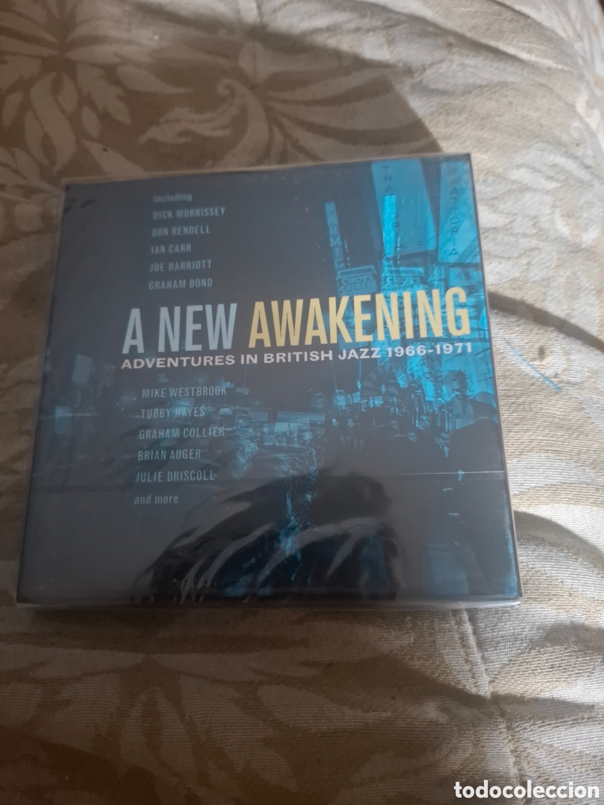 CDs de m&uacute;sica: A New Awakening. Adventures in British Jazz 1966-1971 3 cd sello Strawberry