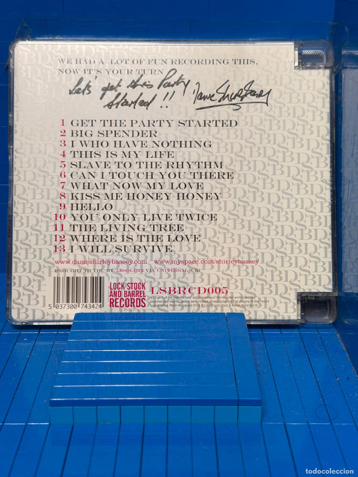 CDs de m&uacute;sica: GET THE PARTY STARTED &ndash; DAME SHIRLEY BASSEY &ndash; 2007 &ndash; CD - Foto 2