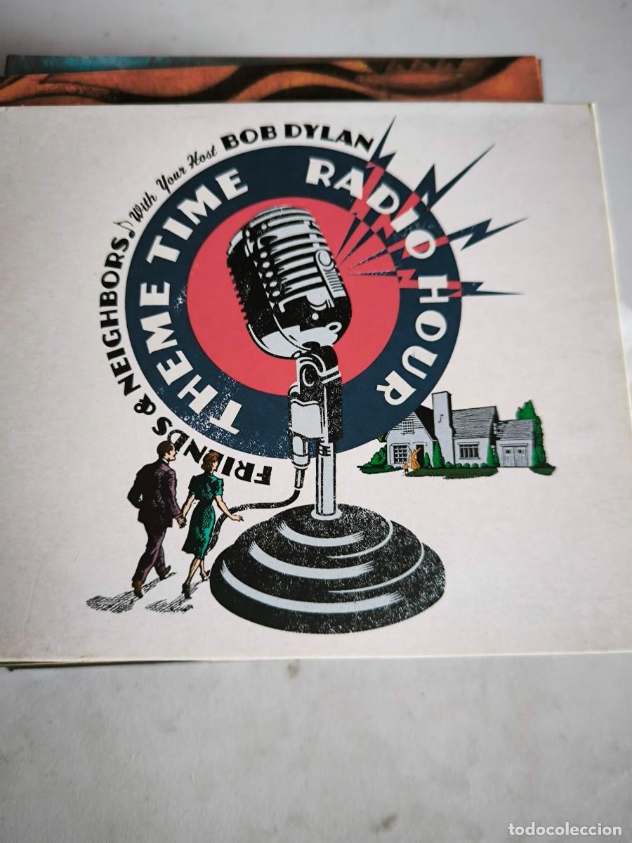 CDs de m&uacute;sica: CD THEME TIME RADIO HOUR FRIENS & NEIGHBORS WITH BOB DYLAN (RAREZA)