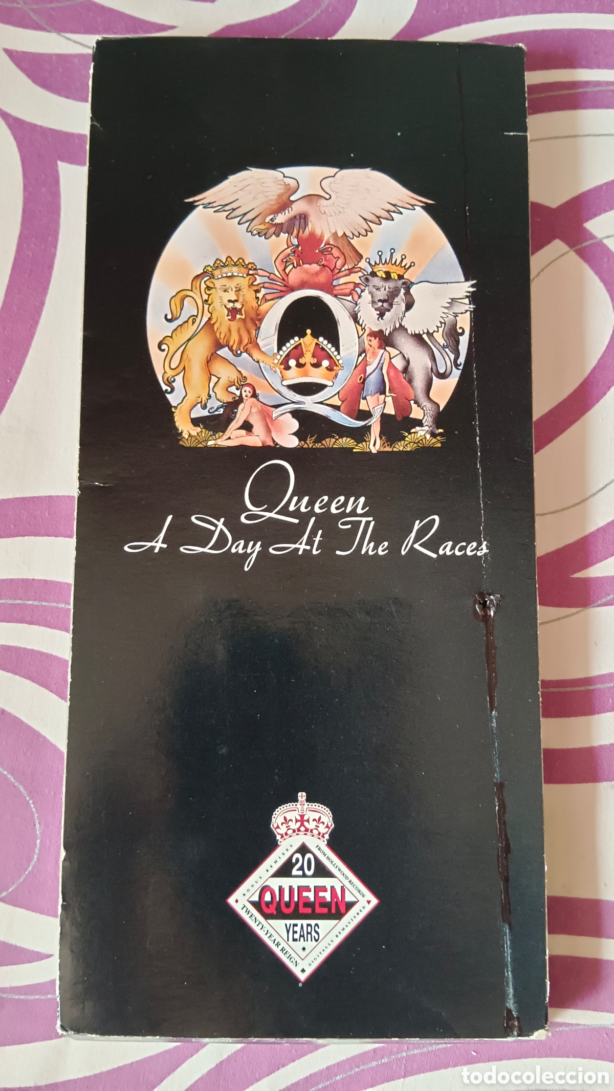 CDs de m&uacute;sica: Queen &ndash; A Day At The Races Long Box