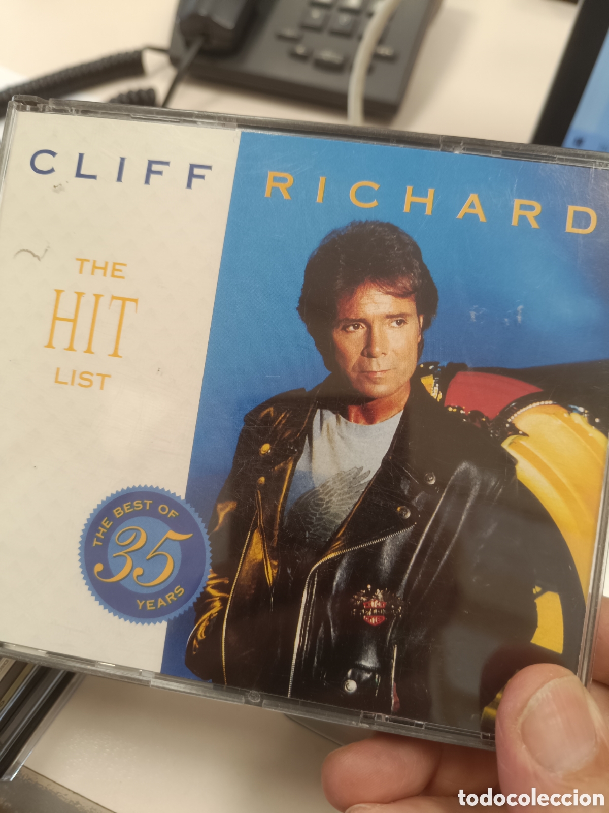 CDs de m&uacute;sica: Cliff Richard &ndash; The Hit List (The Best Of 35 Years) (2xCDs)