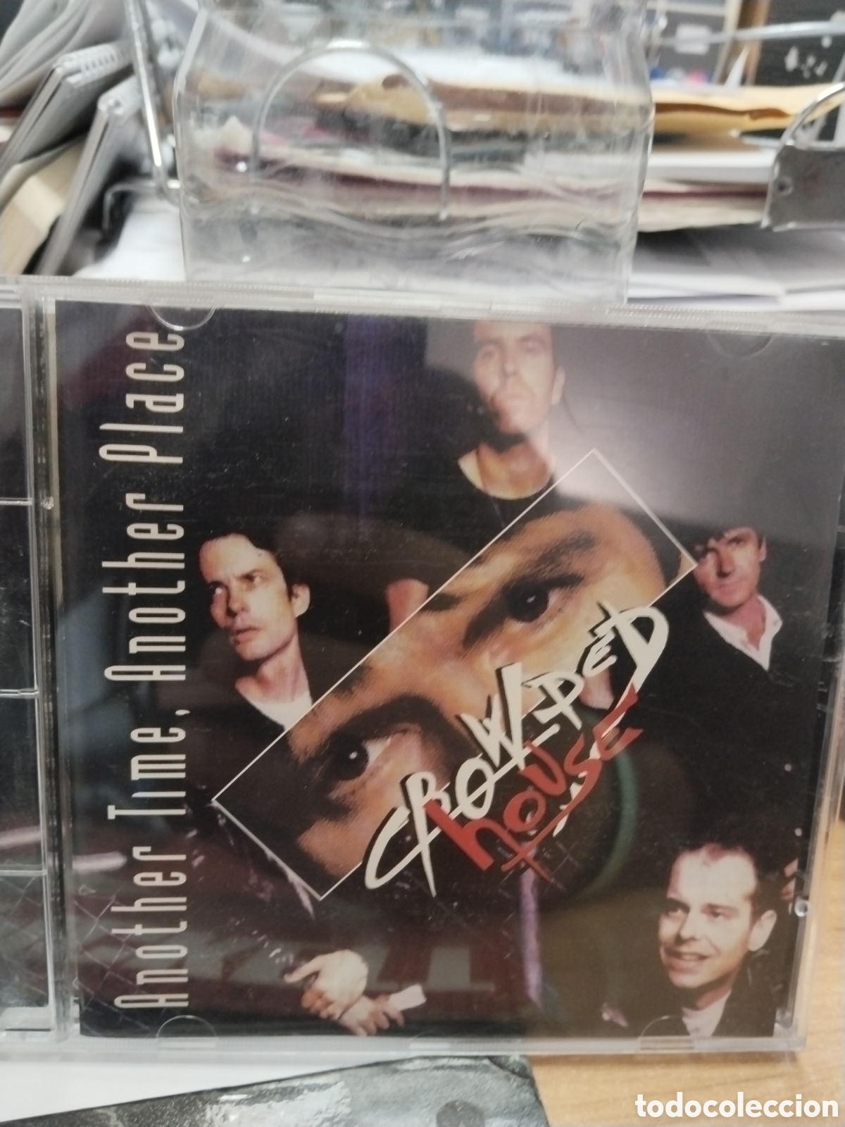 CDs de m&uacute;sica: Crowded house another time another place