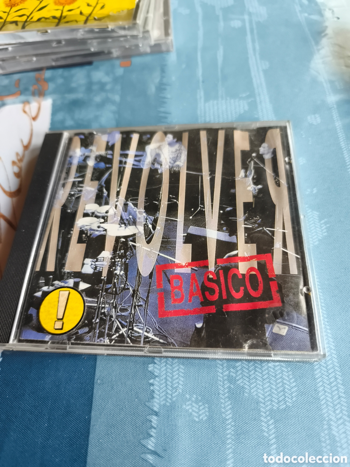 CDs de m&uacute;sica: Antiguo CD de Revolver, Basico