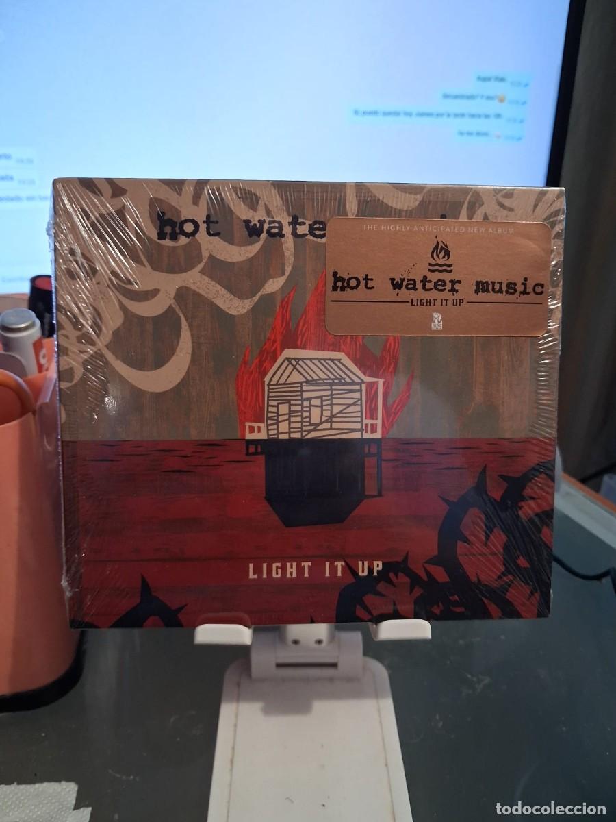 Music CDs: Hot Water Music &ndash; Light It Up - CD - Digipak - 2017 - Rise Records &ndash; RISE 377-2