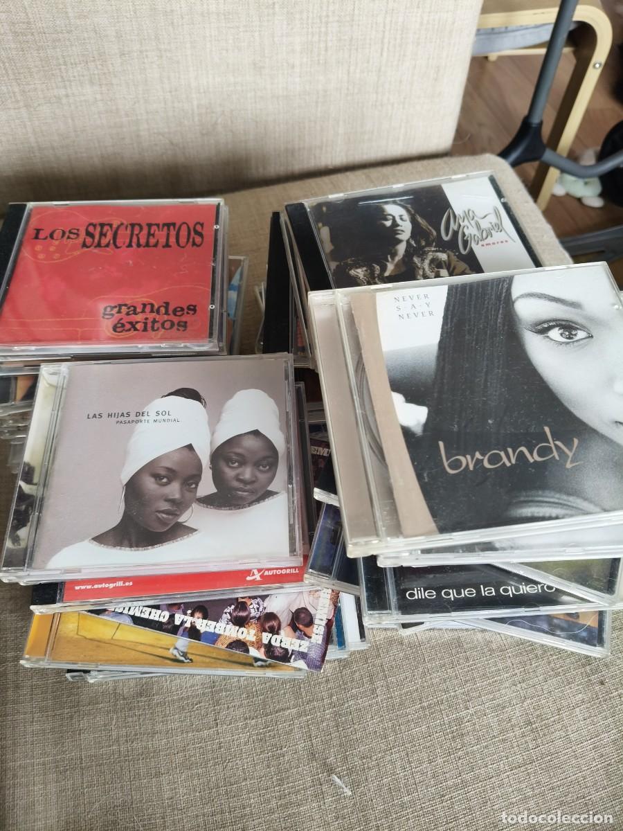 CDs de m&uacute;sica: LOTE DE 50 CD'S VARIADOS. BIEN CONSERVADOS. 5100 GRAMOS. ROSANA, CAMILO SESTO, FORMULA V, MAN&Aacute;, ROSA