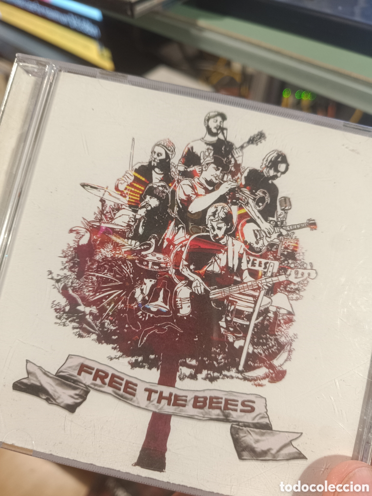 CDs de m&uacute;sica: The Bees &lrm;&ndash; Free The Bees