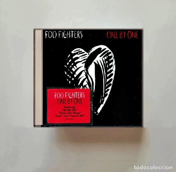 CDs de m&uacute;sica: FOO FIGHTERS. ONE BY ONE. CD.