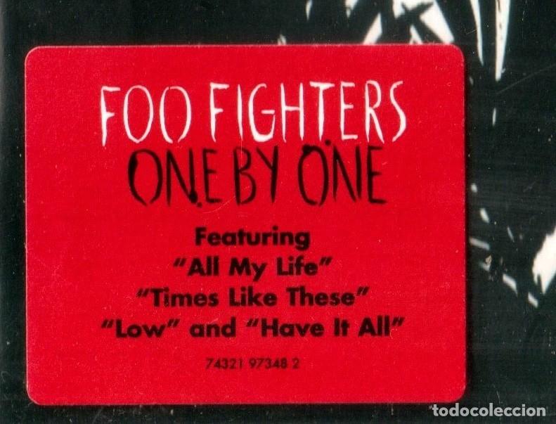 CDs de m&uacute;sica: FOO FIGHTERS. ONE BY ONE. CD. - Foto 2