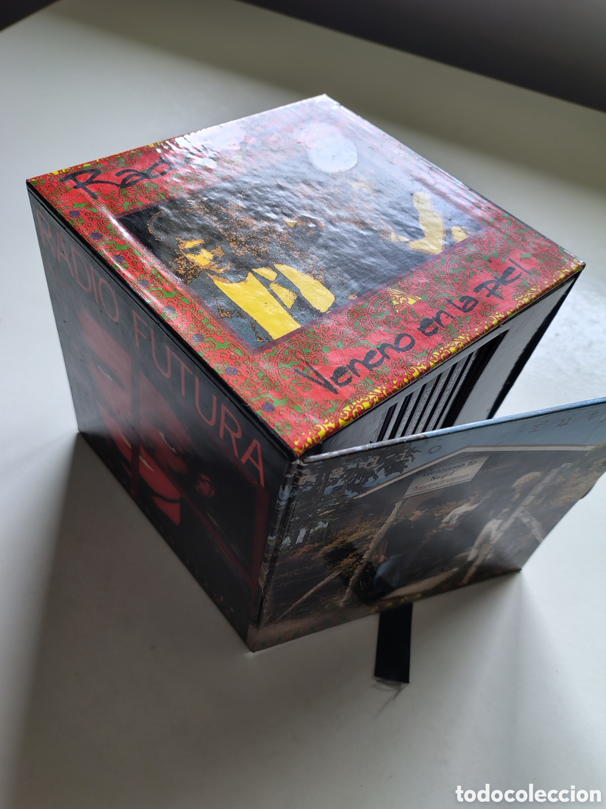 CDs de m&uacute;sica: RADIO FUTURA DISCOGRAF&Iacute;A BOX SET 7CD + LIBRETO ( 1992 ARIOLA 2018 ) + REGALO M&Uacute;SICA MODERNA