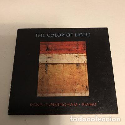 CDs de m&uacute;sica: The Color of Light- 0821059232125