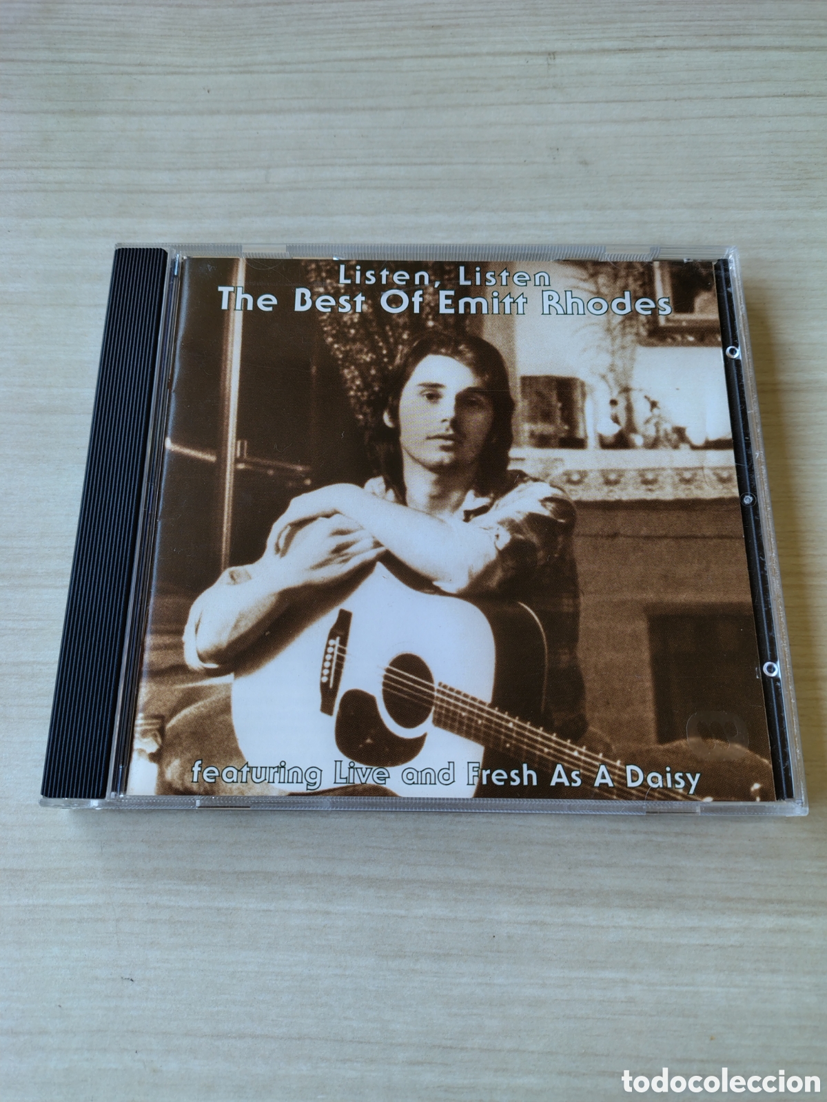 CDs de m&uacute;sica: EMITT RHODES Listen Listen The Best Of ( 1995 VARESE SARABANDE USA ) THE MERRY GO ROUND