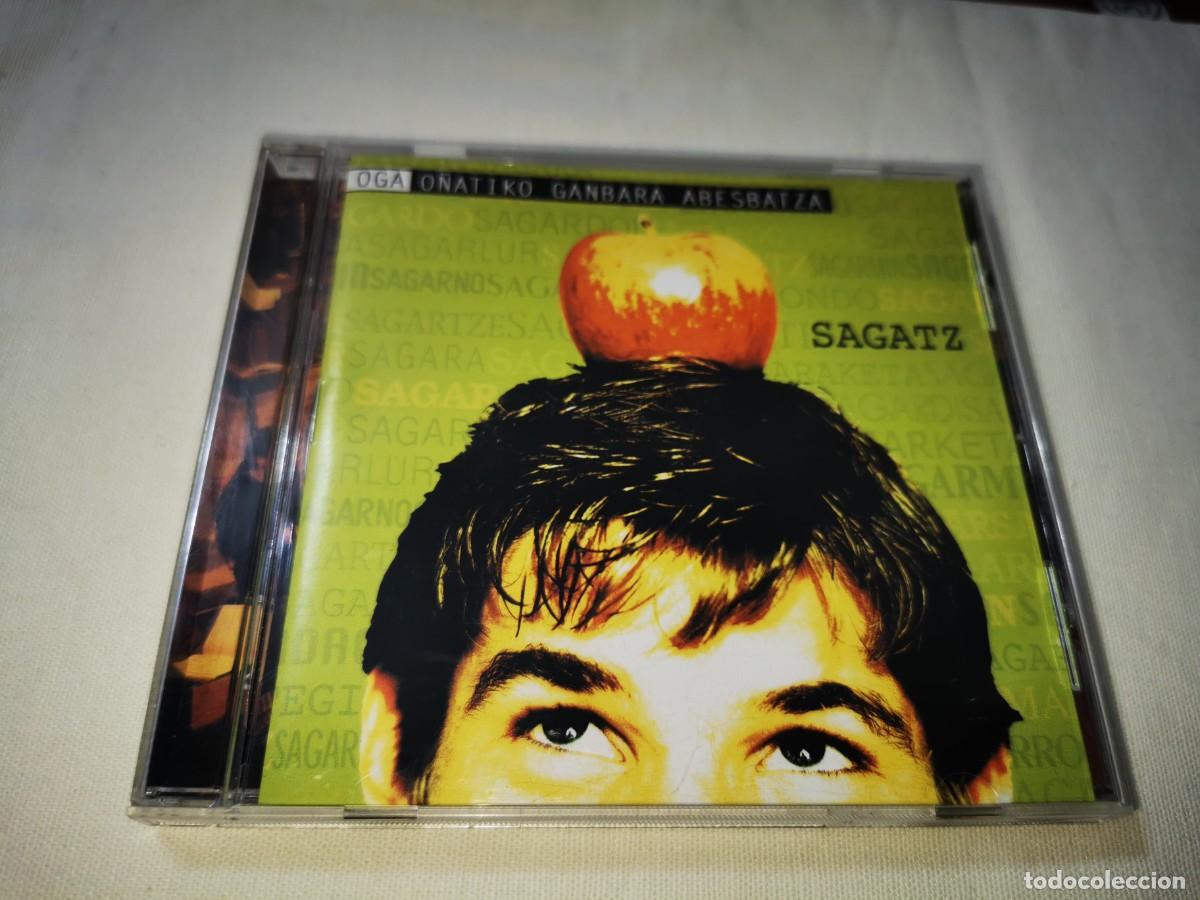 CDs de m&uacute;sica: OGA O&Ntilde;ATIKO GANBARA ABESBATZA Sagatz CD ALBUM DEL A&Ntilde;O 2004 CONTIENE 17 TEMAS