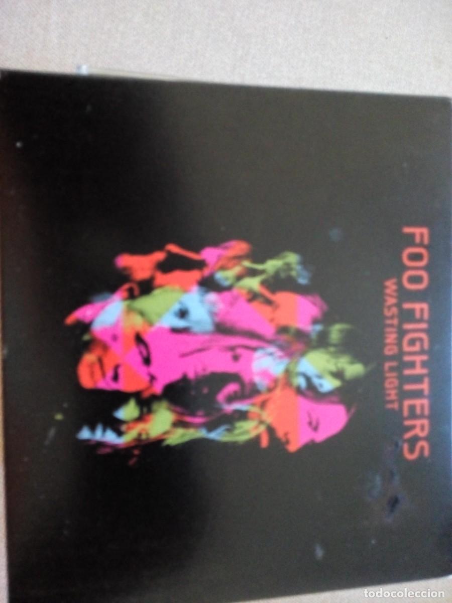 CDs de m&uacute;sica: FOO FIGHTERS WASTING LIGHT CD DIGIPACK CON LIBRETO