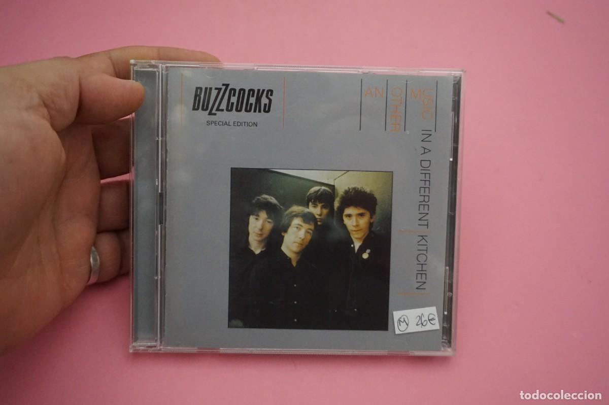 CDs de m&uacute;sica: CD - BUZZCOCKS - IN A DIFFERENT KITCHEN - SPECIAL EDITION - DISCO COMO NUEVO