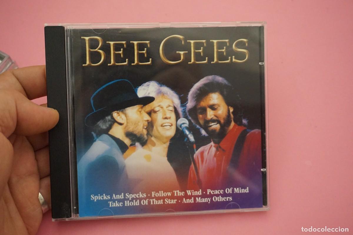 CDs de m&uacute;sica: CD - BEE GEES - SPICKS AND SPECKS, FOLLOW THE WIND... - DISCO COMO NUEVO