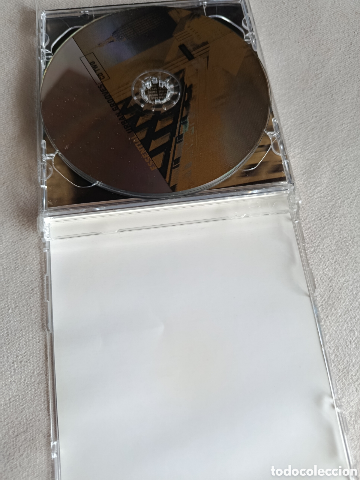 CDs de m&uacute;sica: CD - essential urban grooves - Foto 4
