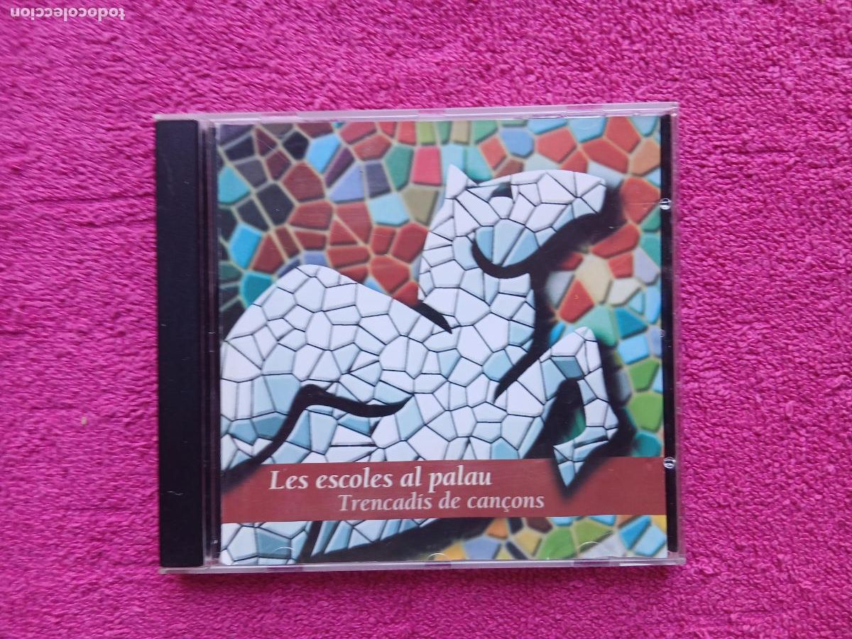 CDs de m&uacute;sica: Les escoles al Palau Trencad&iacute;s de can&ccedil;ons 2002 Fundaci&oacute; Orfe&oacute; Catal&agrave;