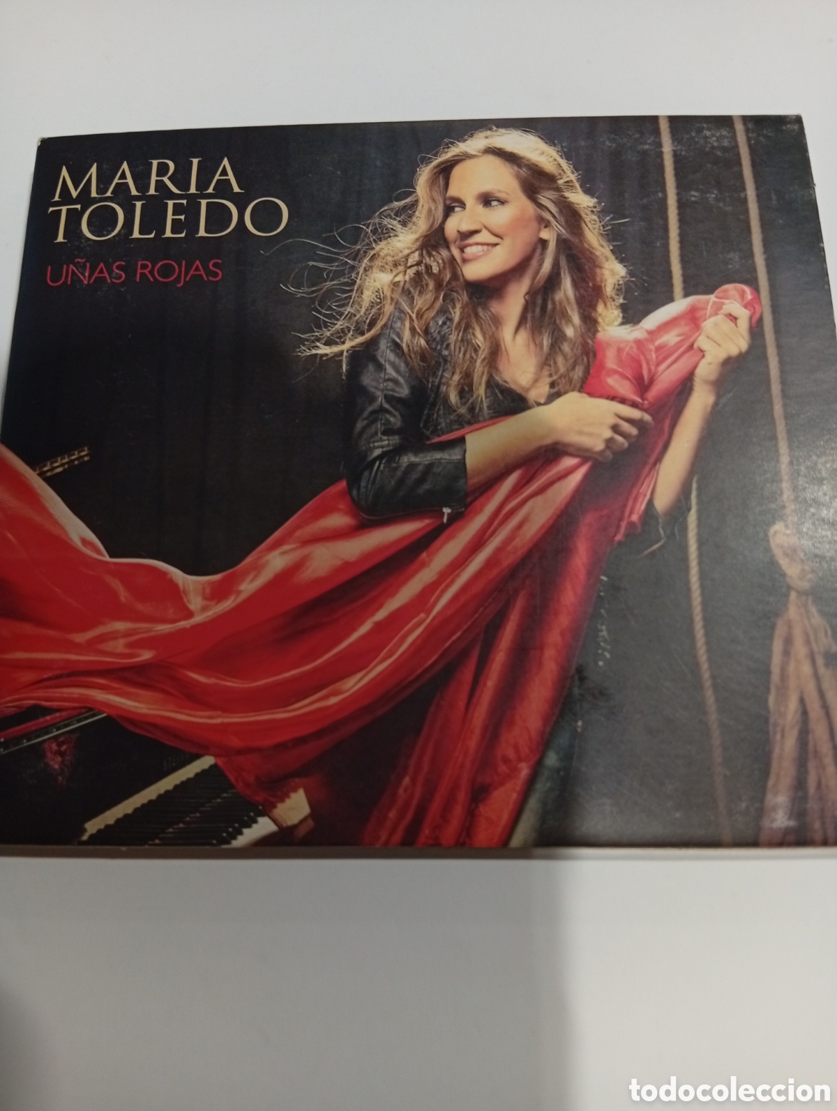 CDs de m&uacute;sica: Mar&iacute;a Toledo U&ntilde;as rojas