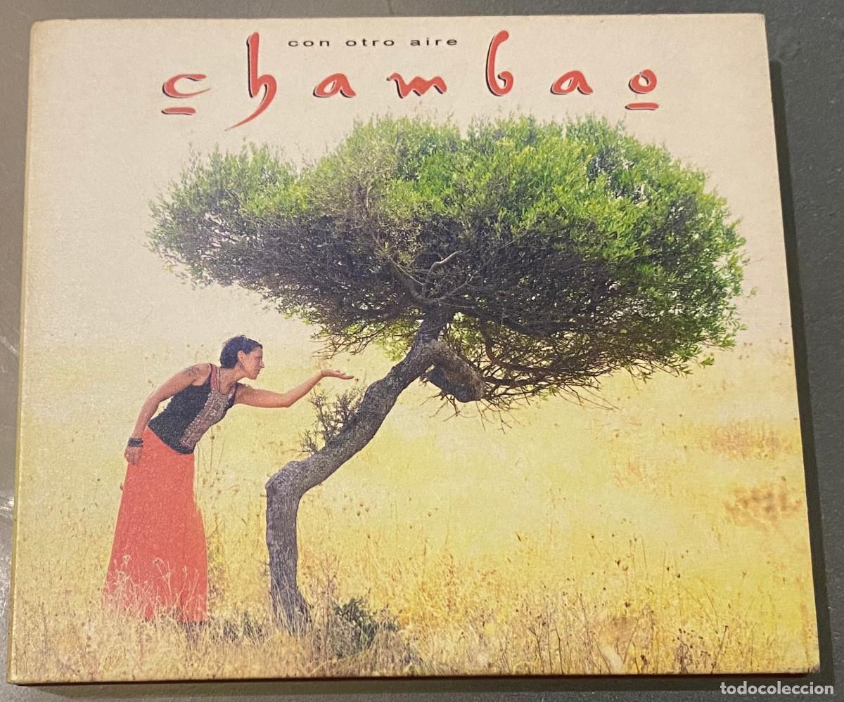 CD di Musica: 'Con otro aire', de Chambao. Flamenco pop. Edici&oacute;n digipack con CD + DVD. 2007. Como nuevo.