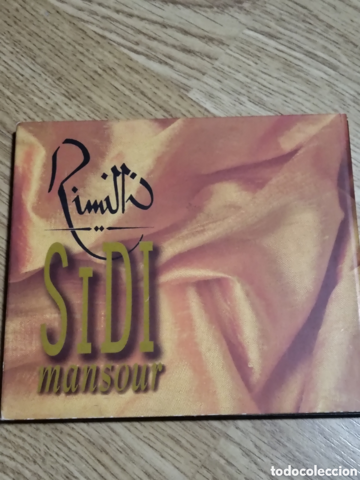 CDs de m&uacute;sica: Sidi Mansour, un aclamado &aacute;lbum de m&uacute;sica ra&iuml; interpretado por la legendaria cantante argelina Cheik