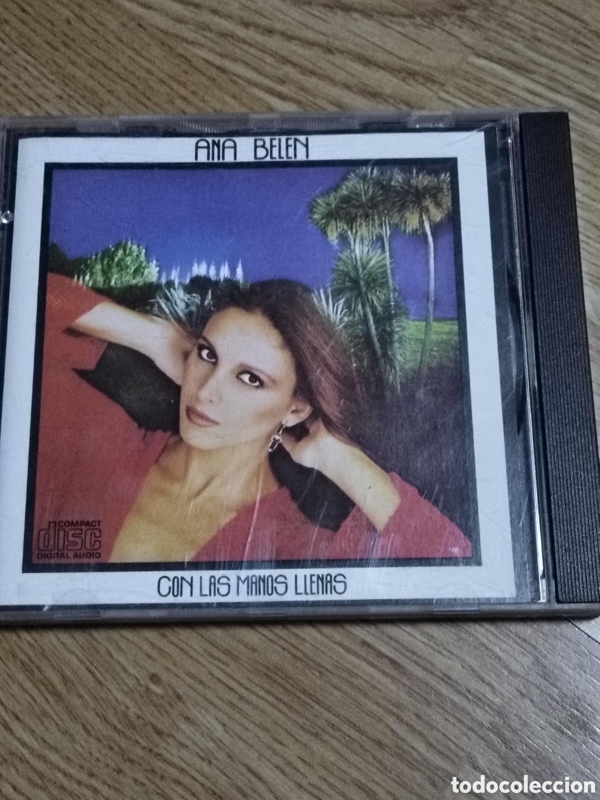 CDs de m&uacute;sica: Con las manos llenas de la reconocida cantante y actriz espa&ntilde;ola Ana Bel&eacute;n