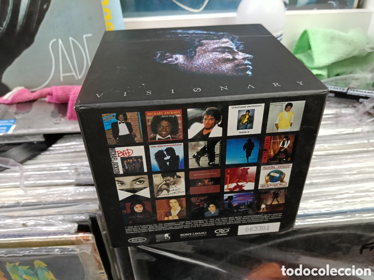 CDs de m&uacute;sica: Michael Jackson caja box 20 CD single dvd numerada - Foto 2