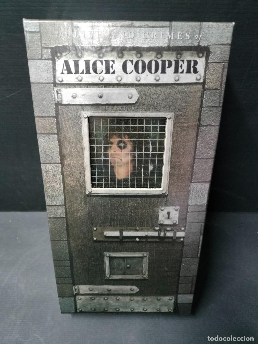CD di Musica: ALICE COOPER - THE LIFE AND CRIMES OF ALICE COOPER Caja 4 cds y libro 1999 WARNER RHINO NUEVO!!!