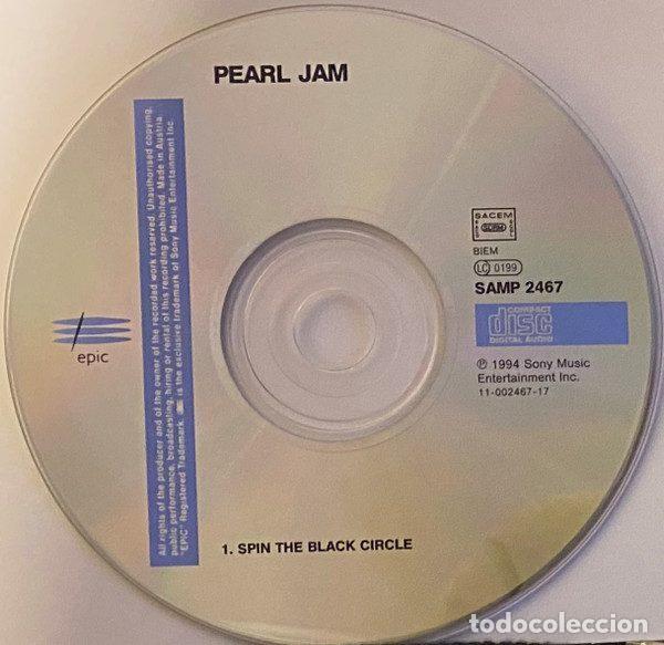 CDs de m&uacute;sica: Pearl Jam &ndash; Spin The Black Circle (CD, Epic SAMP 2467) - Foto 3