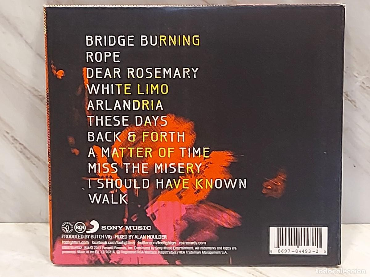 CDs de m&uacute;sica: FOO FIGHTERS | WASTING LIGHT | CD DIGIPACK | ROCK | SONY RCA 2011 - Foto 3