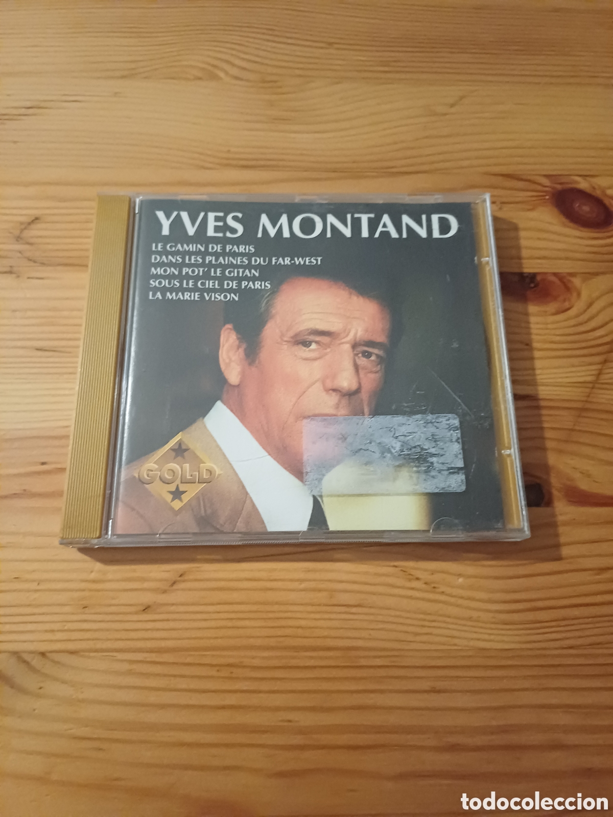 CDs de m&uacute;sica: Yves Montand CD Gold Le gamin de Paris Dans les plaines du far-west Mon pot' le gitan Sous le ciel