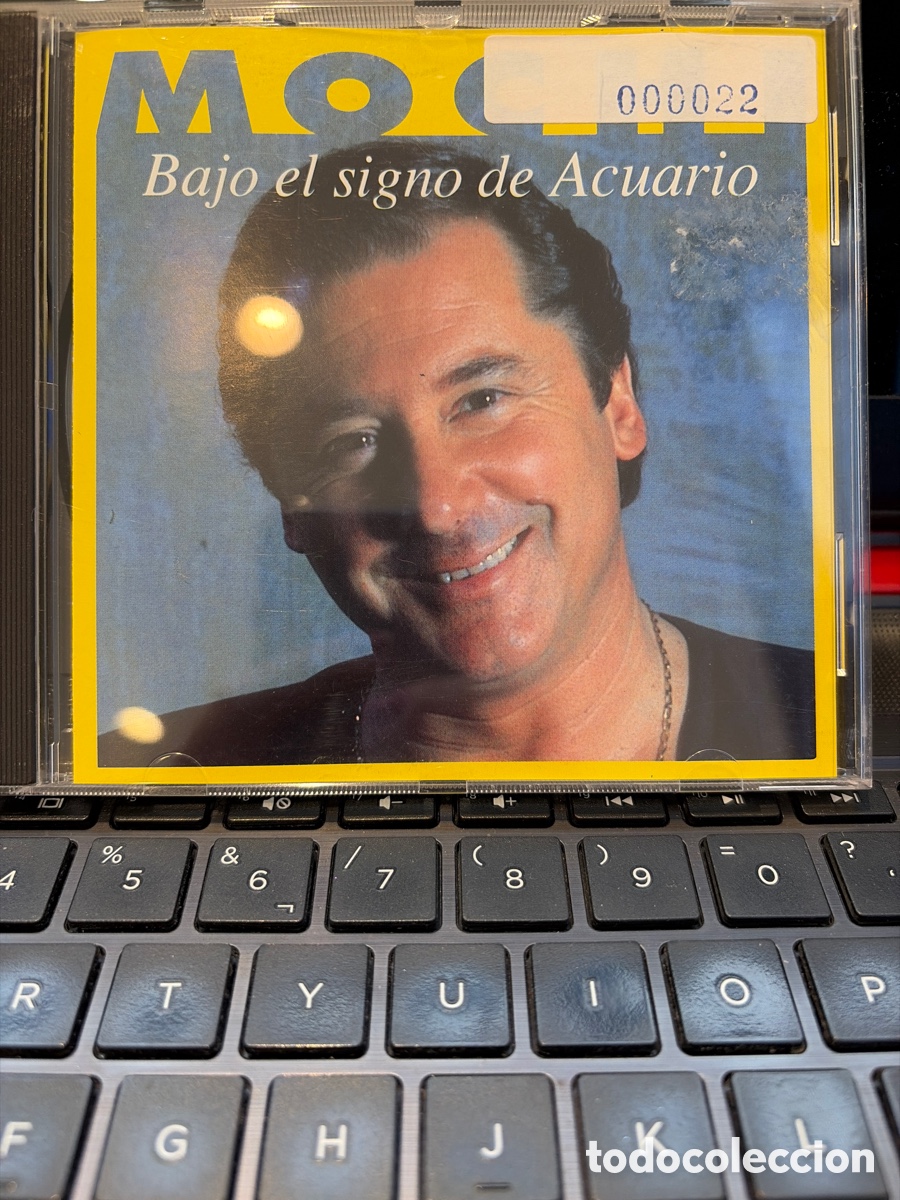 Music CDs: JUAN ERASMO MOCHI - BAJO EL SIGNO DE ACUARIO CD ALBUM