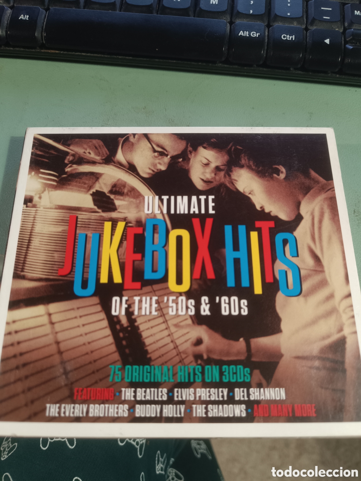 CDs de m&uacute;sica: Ultimate Jukebox Hits Of The '50s & '60s (3xCDs)