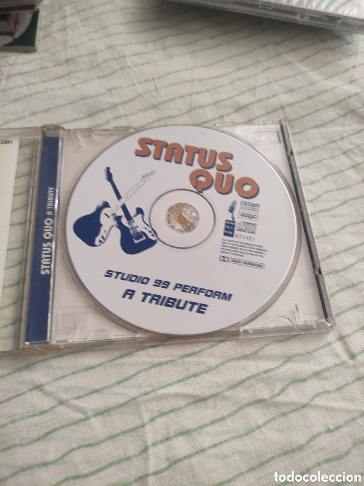 CDs de m&uacute;sica: CD Status quo - A tribute - Foto 2