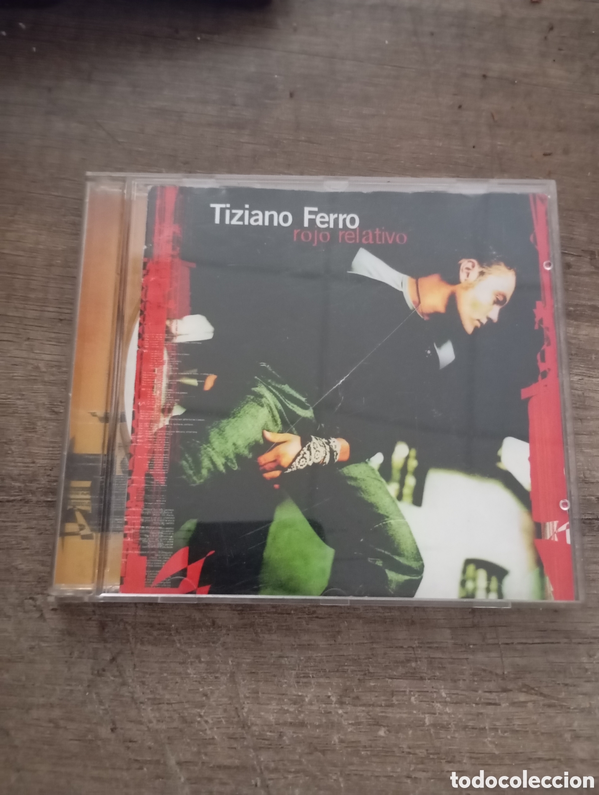 CDs de m&uacute;sica: CD. Tiziano Ferro. Rojo relativo
