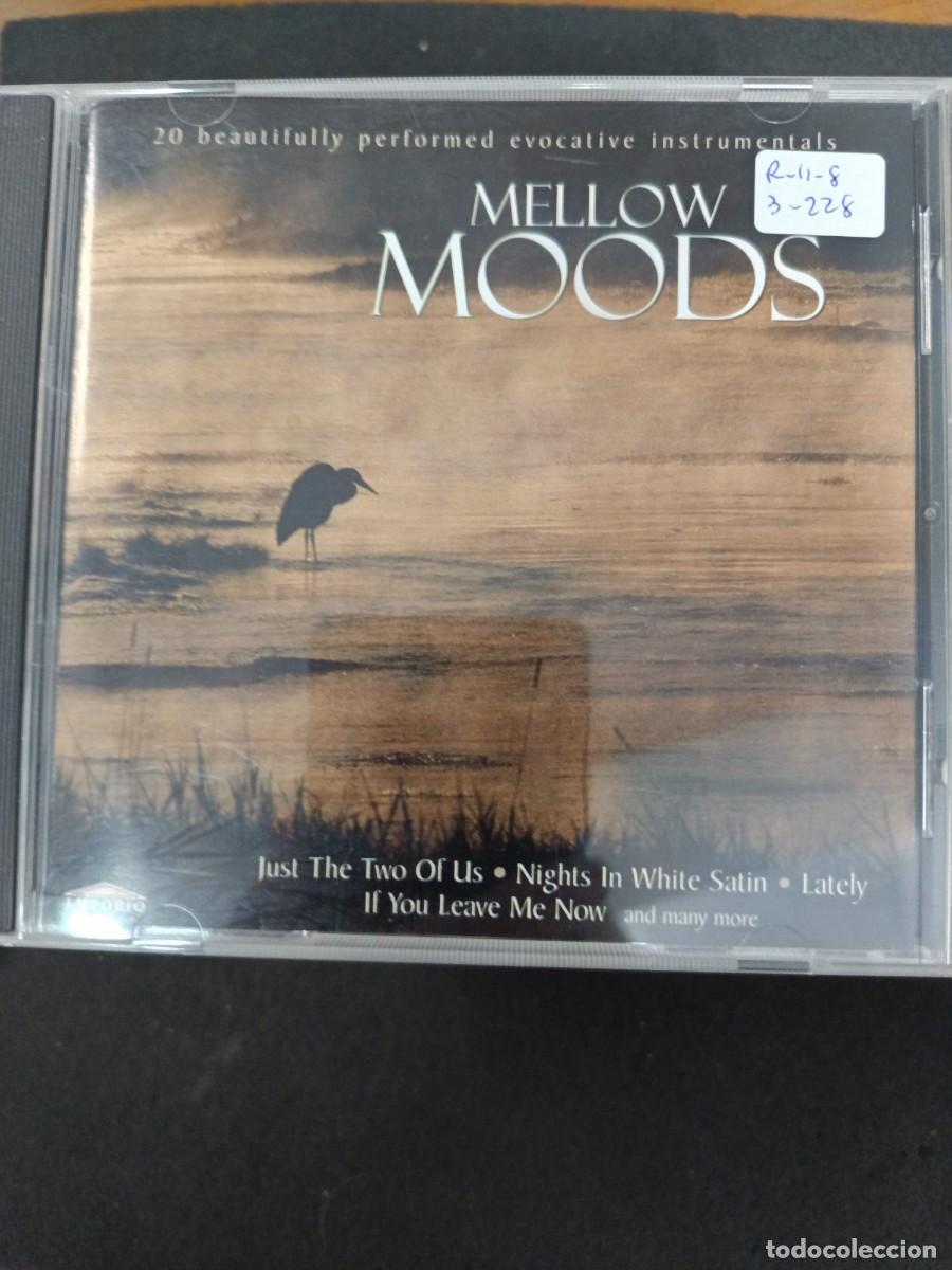 CDs de m&uacute;sica: MELLOW MOODS. 20 BEAUTIFULLY PERFORMED EVOCATIVE INSTRUMENTALS: JUST TH TWO OF US / NIGHTS IN WHITE