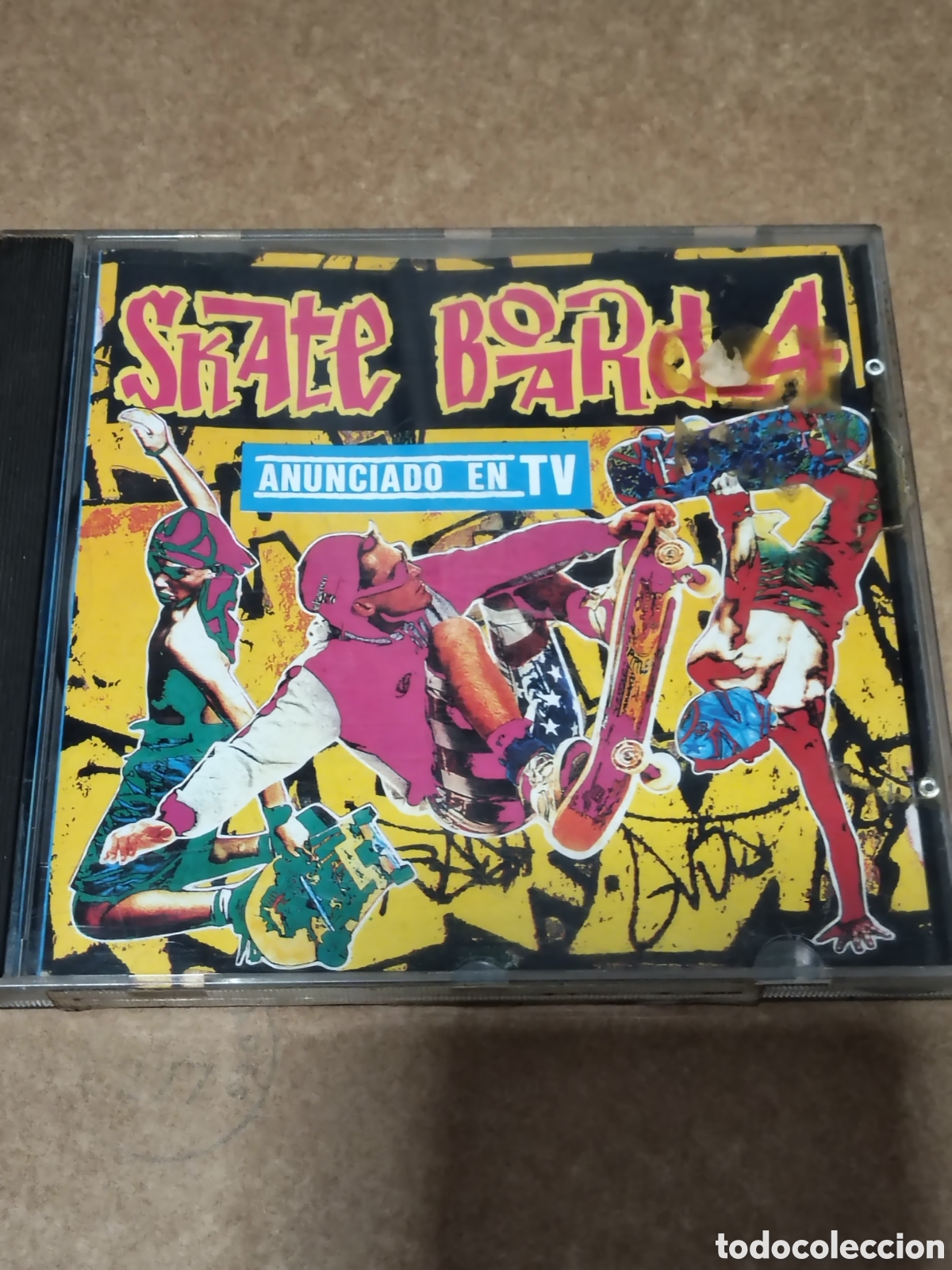 CDs de m&uacute;sica: recopilatorio Skate Board 4 (Blanco y Negro, 1992