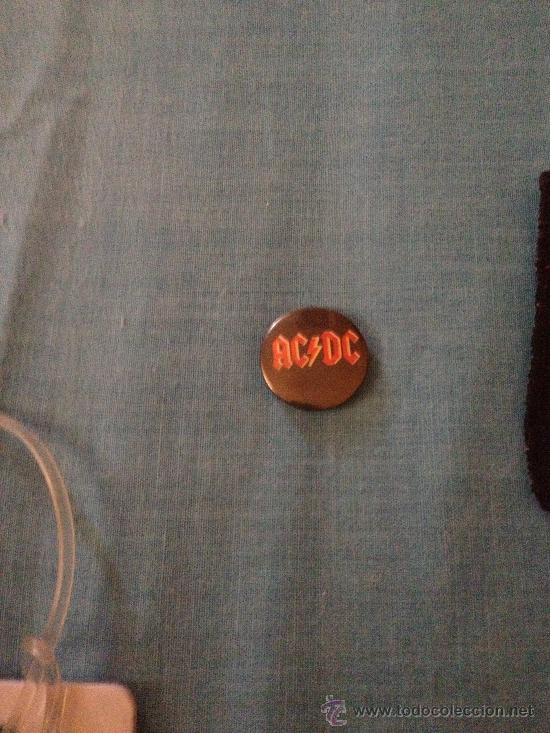 M&uacute;sica de colecci&oacute;n: Chapa de AC-DC. 25 mm. Nueva. - Foto 2