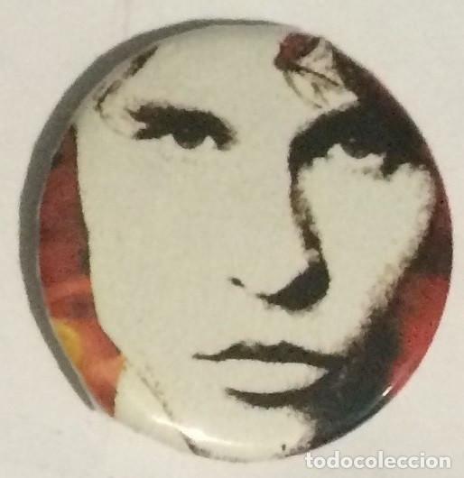 M&uacute;sica de colecci&oacute;n: Chapa de alfiler para la ropa. Val Kilmer como Jim Morrison de The Doors. 30 mm. Nueva.