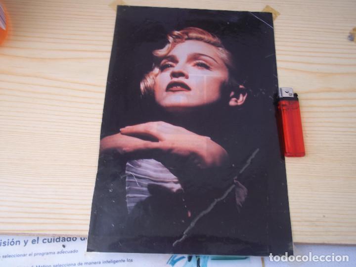 M&uacute;sica de colecci&oacute;n: ANTIGUA HOJA REVISTA PRENSA MADONNA DOS CARAS POR DELANTE Y POR DETRAS ESPECIAL COLECCIONISTAS