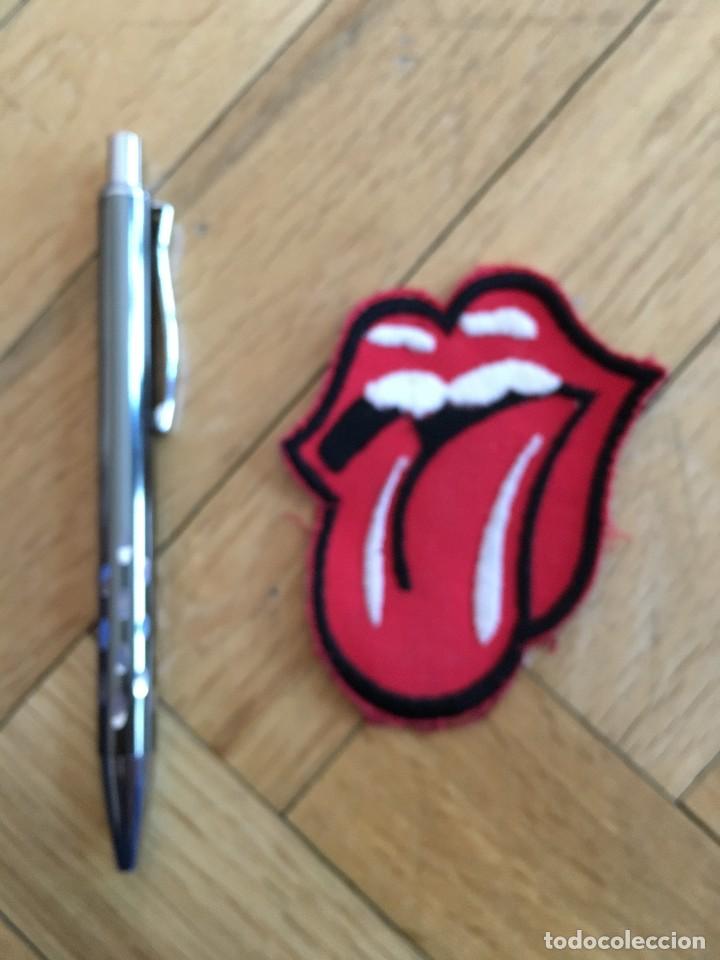 M&uacute;sica de colecci&oacute;n: R3403 ANTIGUO PARCHE DE TELA LABIOS ROLLING STONES