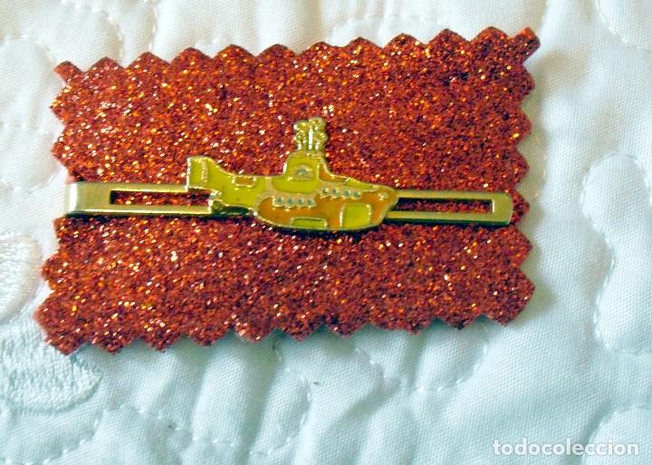 M&uacute;sica de colecci&oacute;n: LOS BEATLES: TRABACORBATA EN DORADO -GRAN CALIDAD-YELLOW SUBMARINE EN DORADO-NUEVO!!