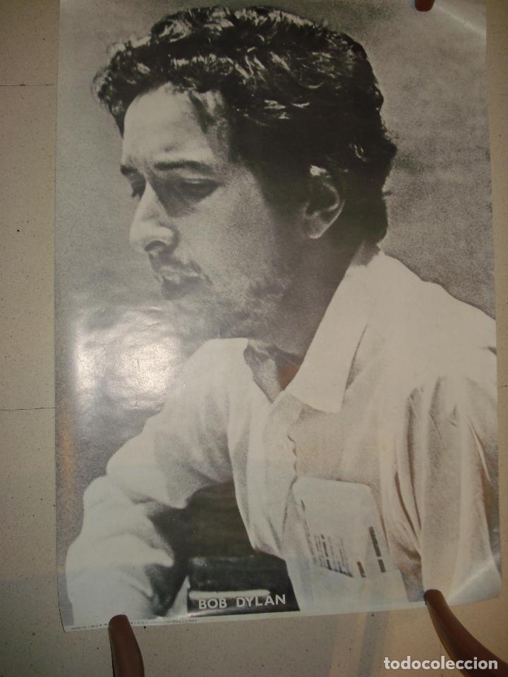 Collectible Music: POSTER DE BOB DYLAN  A&Ntilde;O 1975  TAMA&Ntilde;O 82 CM X 56 CM