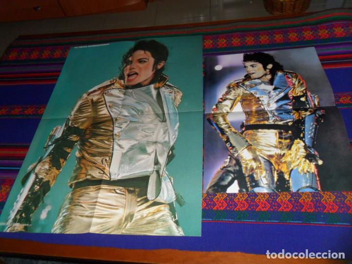M&uacute;sica de colecci&oacute;n: LOTE 2 P&Oacute;STER MICHAEL JACKSON MJ NEWS INTERNATIONAL KING! OF POP ISSUE 14. 59X42 Y 40X29 CMS. RAROS.