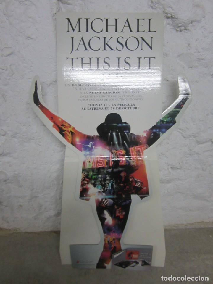 M&uacute;sica de colecci&oacute;n: DISPLAY PROMOCIONAL MICHAEL JACKSON THIS IS IT 1,5 M X 0,8 M .A&Ntilde;O 2009. OFICIAL
