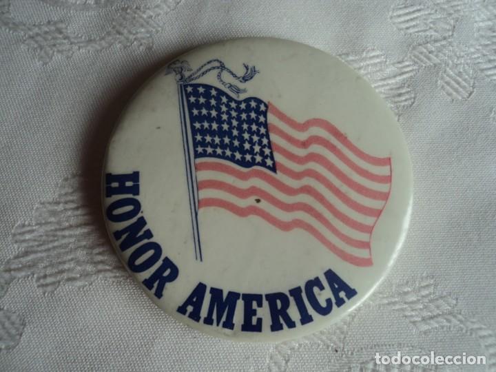 Collectible Music: HONOR AMERICA: AMERICA- ESTADOS UNIDOS-MILITARIA-CHAPA ANTIGUA GIGANTE U.S.A-