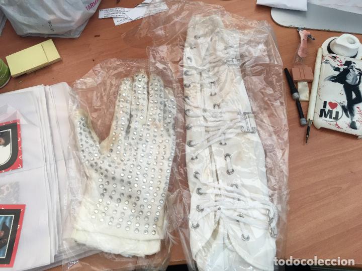 M&uacute;sica de colecci&oacute;n: LOTE 2 GUANTES MICHAEL JACKSON (ROJ-1)