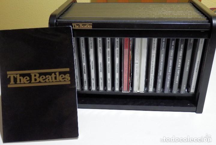 M&uacute;sica de colecci&oacute;n: The Beatles ba&uacute;l de madera con la discograf&iacute;a oficial