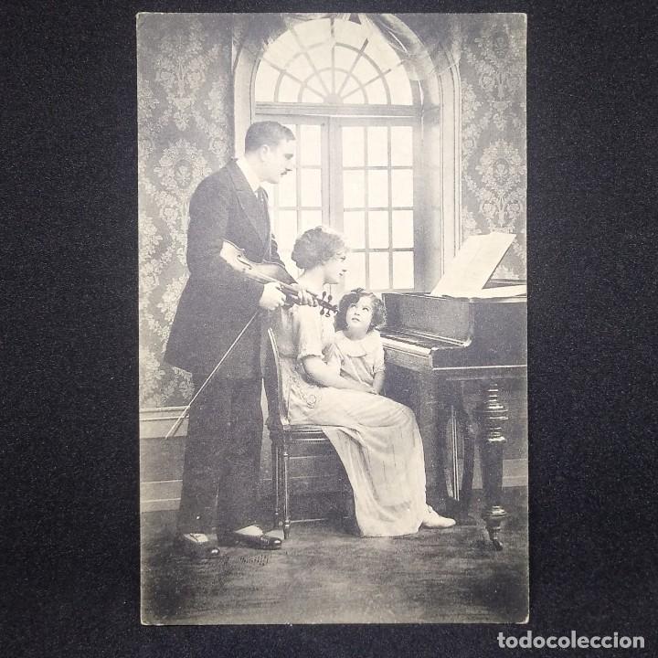 M&uacute;sica de colecci&oacute;n: POSTAL PIANO, VIOL&Iacute;N. CIRCULADA. - Foto 2
