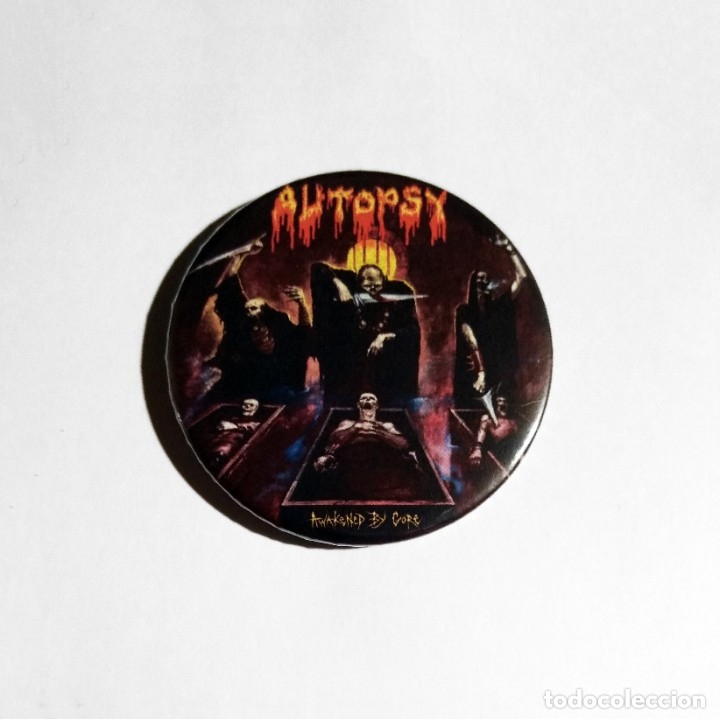M&uacute;sica de colecci&oacute;n: AUTOPSY - AWAKENED BY GORE ABREBOTELLAS 59mm (CON IM&Aacute;N PARA NEVERA) - DEATH METAL