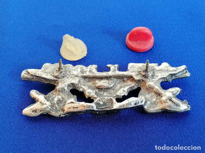 M&uacute;sica de colecci&oacute;n: PIN GUNS AN ROSES - Foto 4